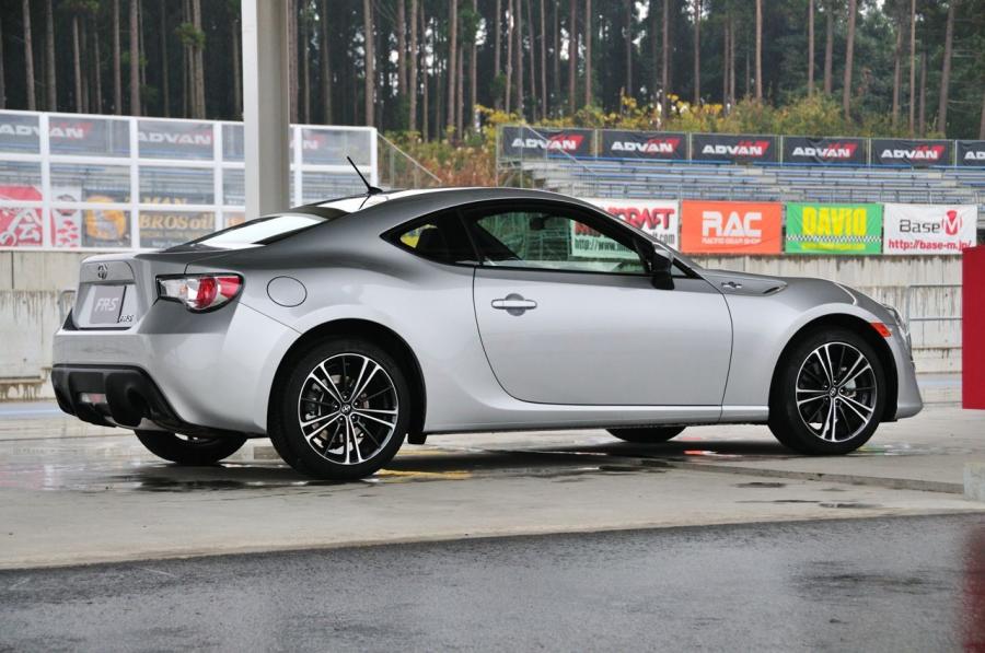  Scion FR-S 2013 года  (фото 88 из 192)